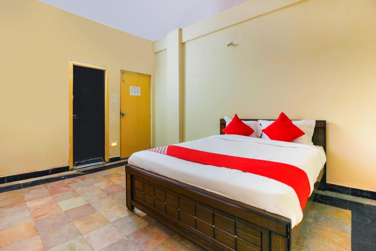 Hotel O Sai Residency Near Sr Nagar Metro Station Hyderabad Eksteriør billede