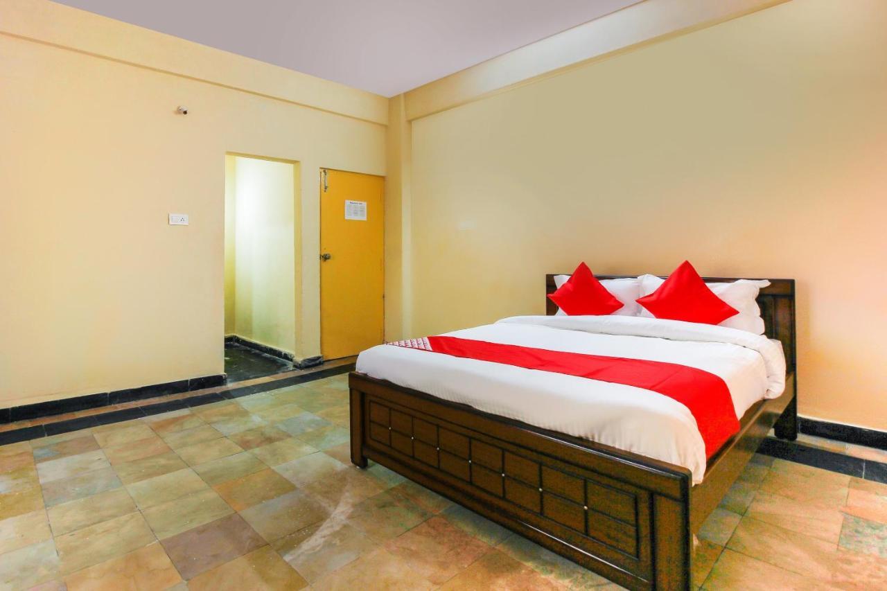 Hotel O Sai Residency Near Sr Nagar Metro Station Hyderabad Eksteriør billede