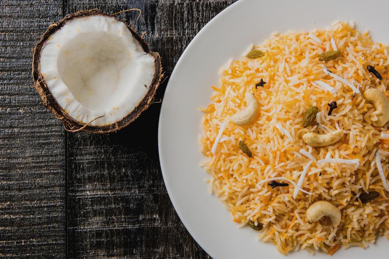 Hotel O Sai Residency Near Sr Nagar Metro Station Hyderabad Eksteriør billede