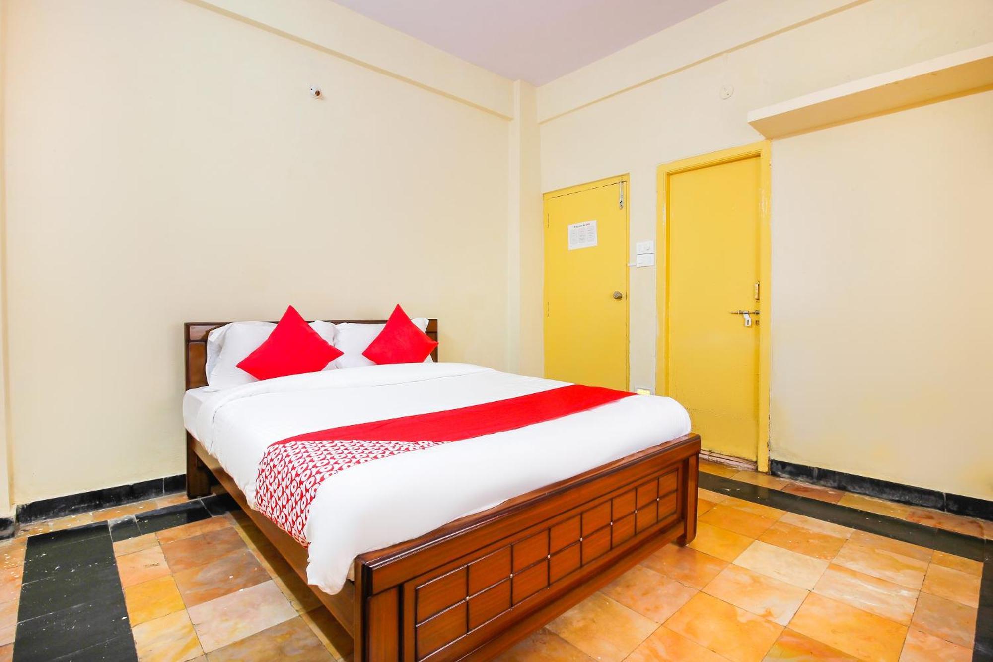Hotel O Sai Residency Near Sr Nagar Metro Station Hyderabad Eksteriør billede